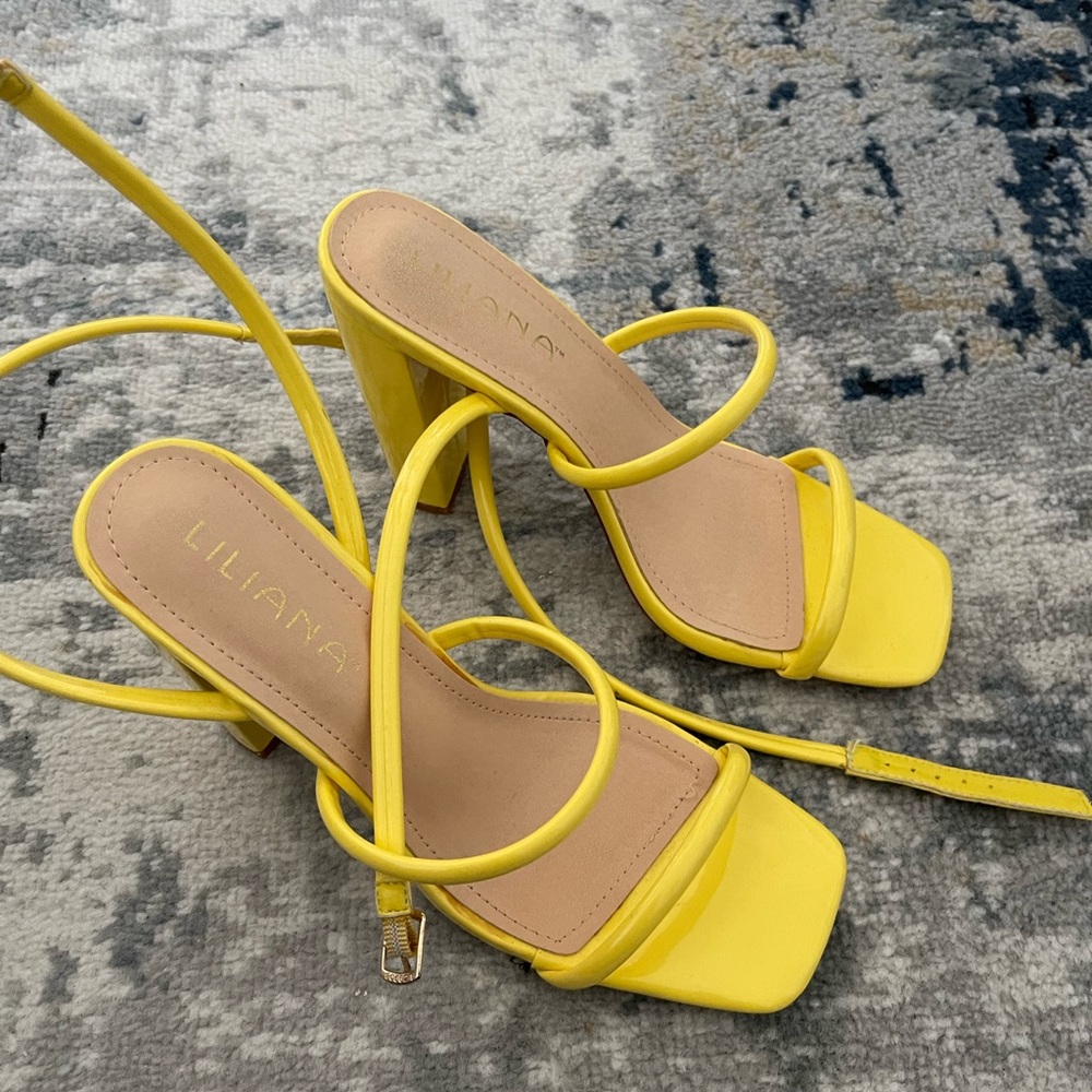 Summer heels